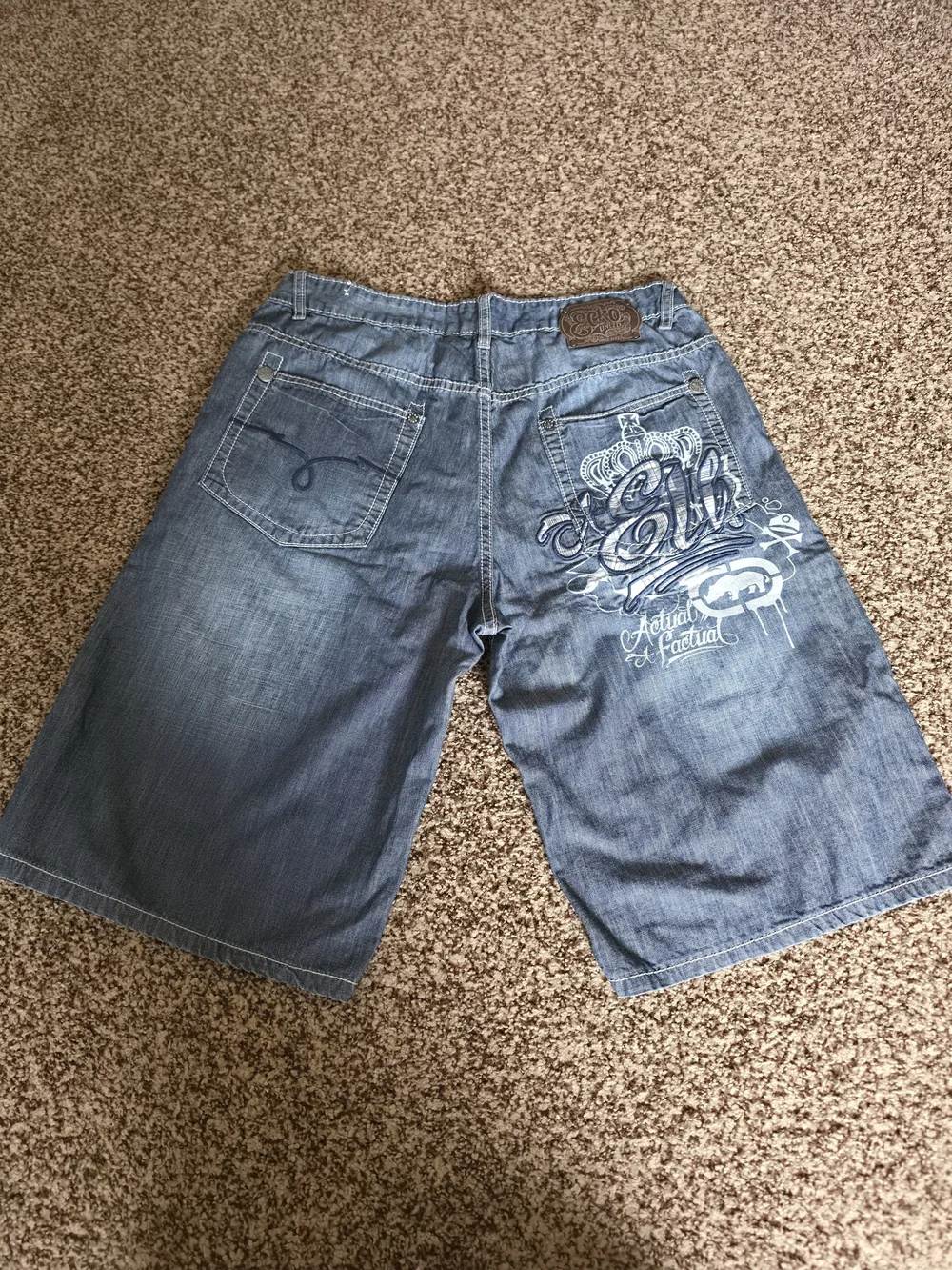 Vintage Y2K Ecko Unltd. Men's Size 38 Baggy Embroidered Blue Denim Shorts